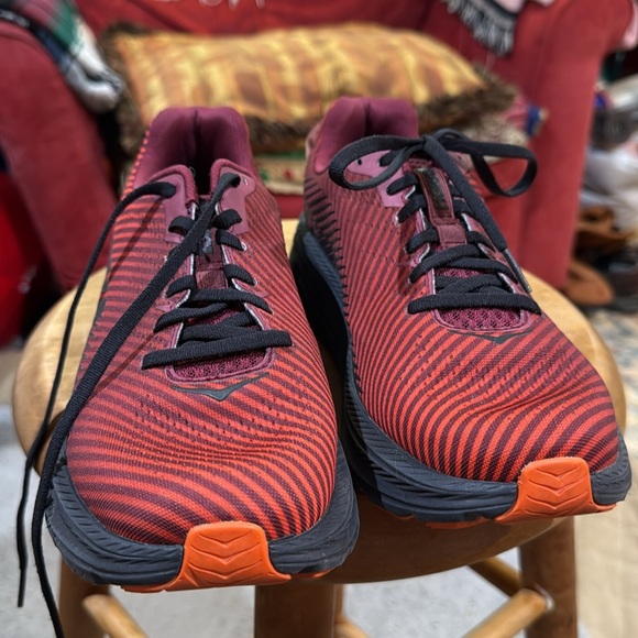 Men’s Hoka One One Black and Orange Sneakers. Men’s size 8.5/ women’s size 10. - Picture 3 of 8